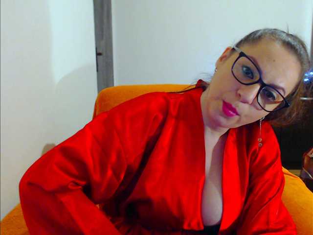 Live sex webcam photo for ellasolemn #241323709