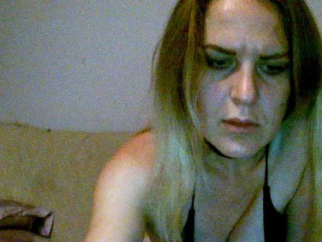 Live sex webcam photo for LadaSt #252243344