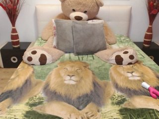 Live sex webcam photo for catwoman90 #240675592