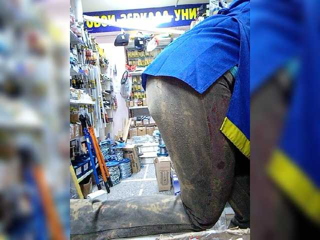 Live sex webcam photo for LunaXKinky #243627543