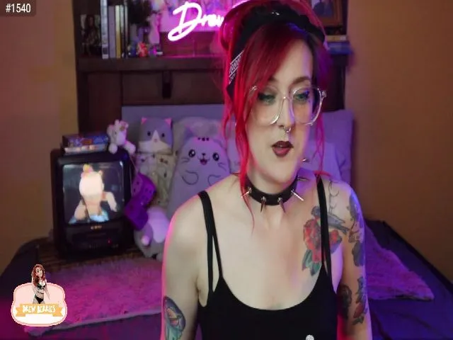 Live sex webcam photo for DrewBerries #259627959