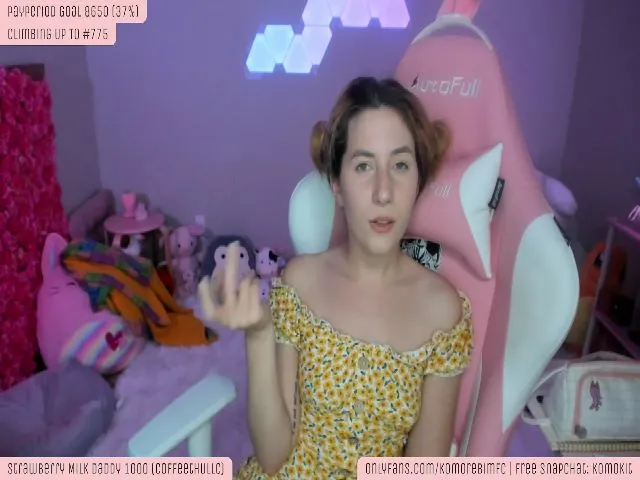Live sex webcam photo for Komorebi #264764972