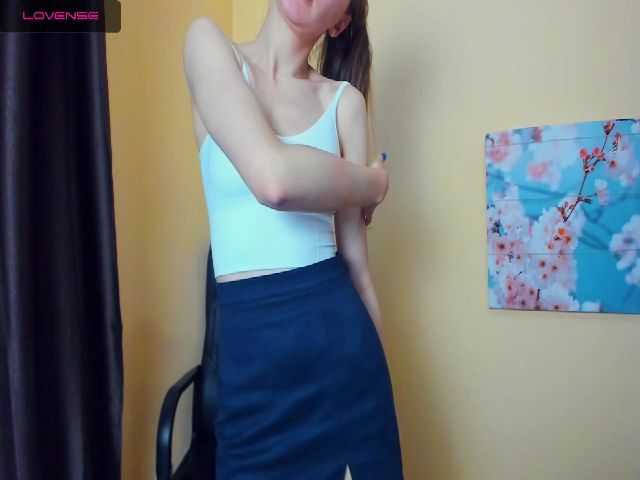 Live sex webcam photo for Sweetty_angel #256667602