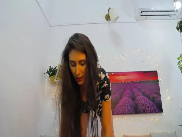 Live sex webcam photo for MaraW #252822192