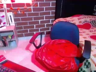 Live sex webcam photo for melanyissabel #240875012