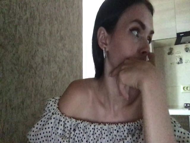 Live sex webcam photo for AdriaPretty #254124286