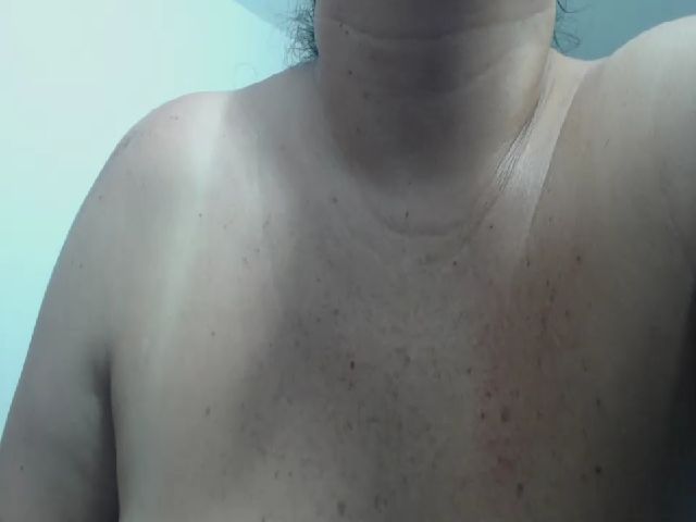 Live sex webcam photo for squirtx_hott #253287814