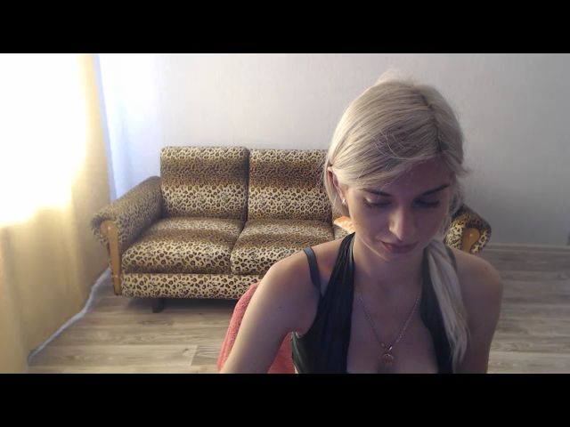 Live sex webcam photo for SexyBeatriice #260484016