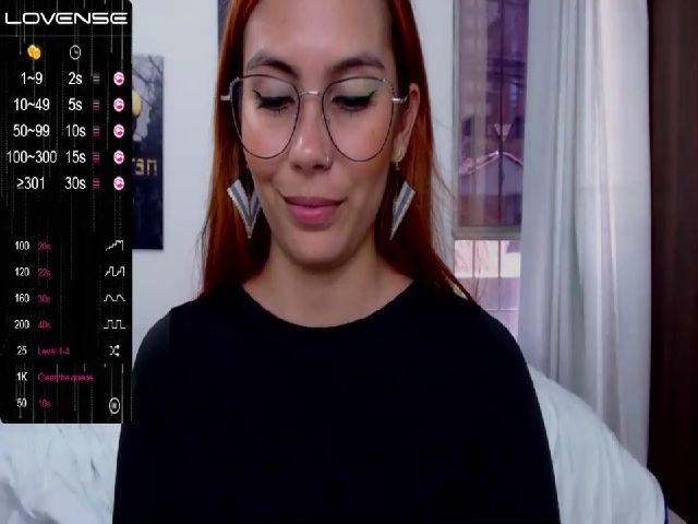 Live sex webcam photo for Alessiafioore #262189520