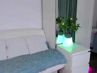 Live sex webcam photo for luisana64 #240586045