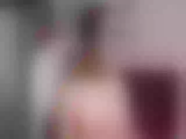 Live sex webcam photo for Sun_kissed1 #255863899