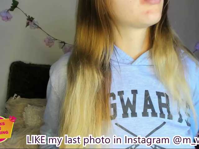 Live sex webcam photo for Charlotte-mwc #249026362