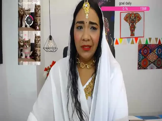 Live sex webcam photo for IndianMama #253403985
