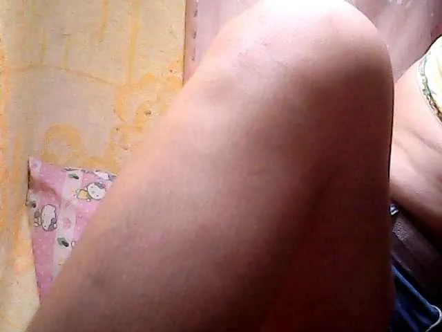 Live sex webcam photo for rojane18 #250636348