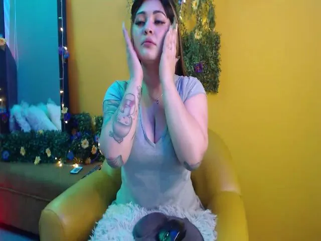 Live sex webcam photo for vodkila #253202750