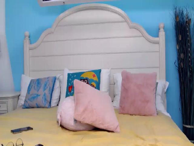 Live sex webcam photo for MilaGrace #260454544