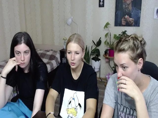 Live sex webcam photo for UrBlack_Kitty #256280368