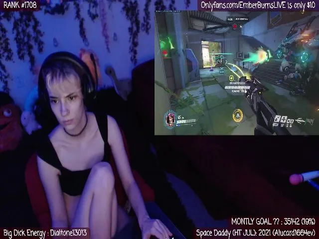 Live sex webcam photo for EmberBurns #262517285