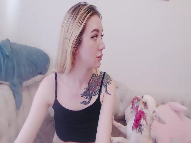 Live sex webcam photo for DemiAmourrrr #252500538