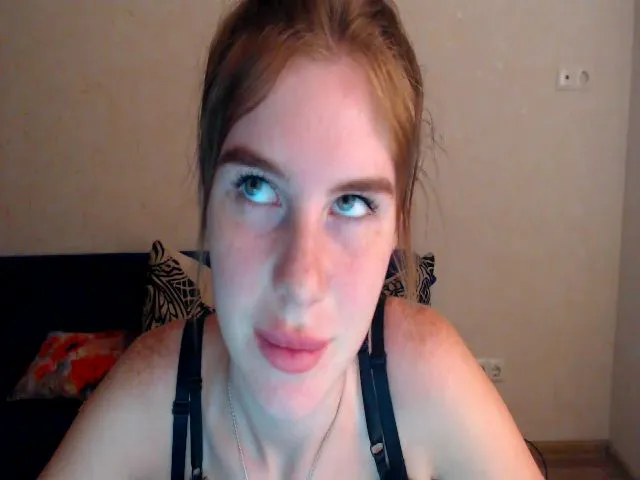 Live sex webcam photo for Vesnyshka #258268957