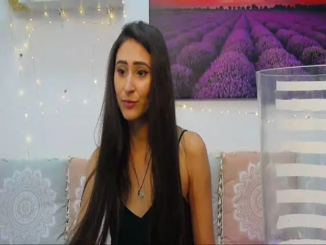 Live sex webcam photo for MaraW #255426480