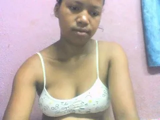 Live sex webcam photo for Metissia #240821098