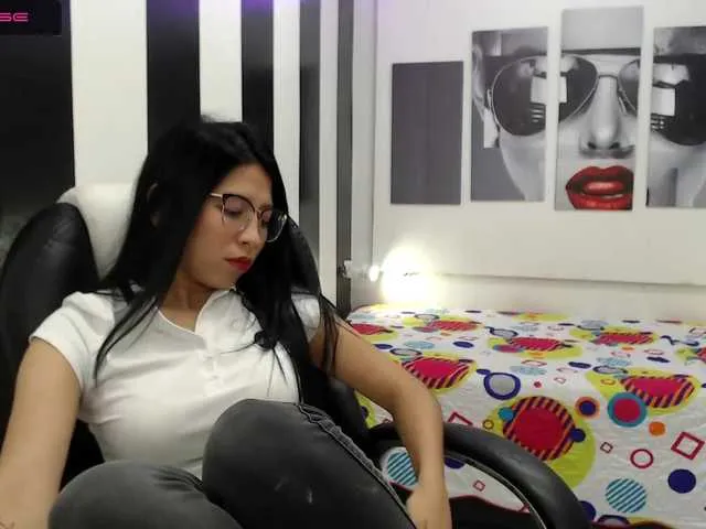 Live sex webcam photo for kherlyx #251030078