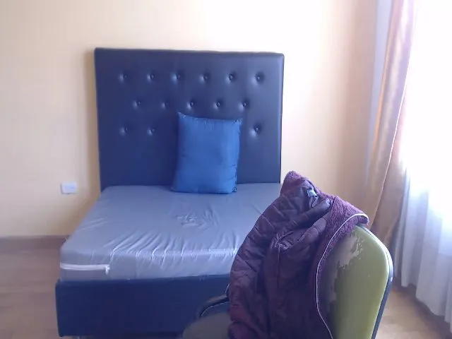 Live sex webcam photo for Emmaafox #265059193