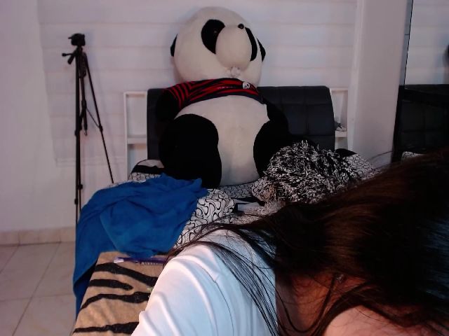 Live sex webcam photo for Evelyn_Evelyn #258691925