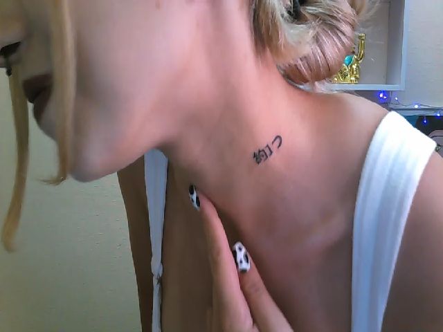 Live sex webcam photo for Isabe_lla #263587280