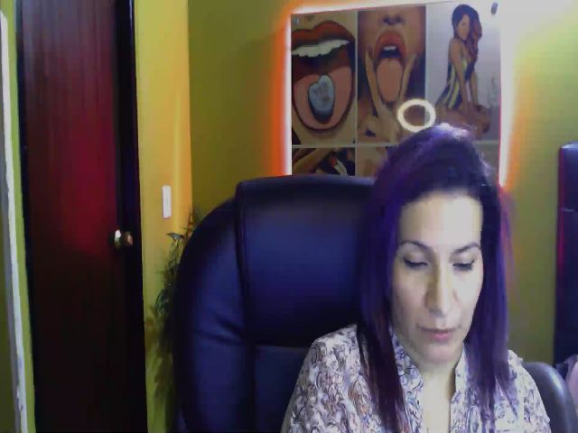 Live sex webcam photo for Infernalsexx #261096170