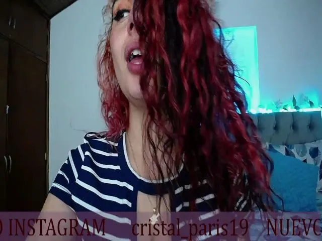 Live sex webcam photo for Cristal_19 #258111636