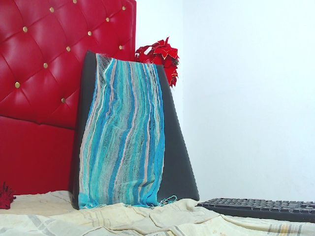 Live sex webcam photo for VioletaClay #254804007