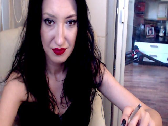 Live sex webcam photo for MistressNadia #263583751