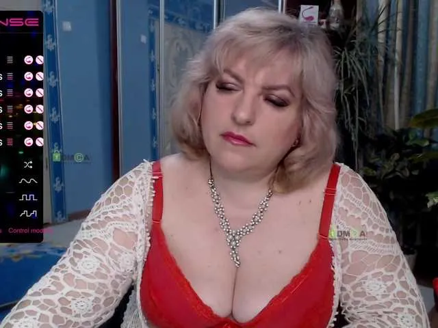 Live sex webcam photo for SmileOfAngel #249843714