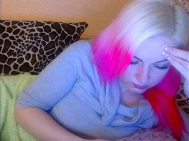 Live sex webcam photo for melek-7250 #241399121