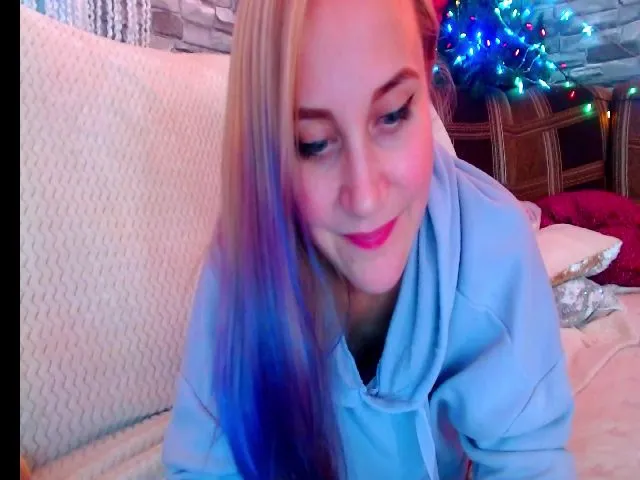 Live sex webcam photo for KitnisEverdin #262505771