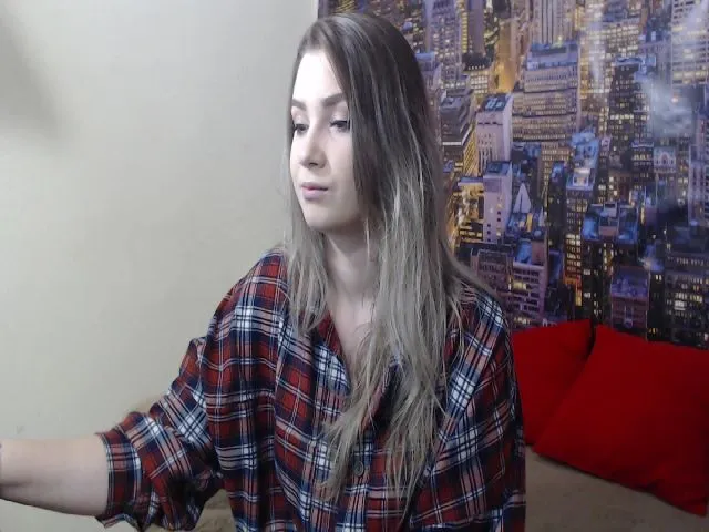 Live sex webcam photo for LeaBaker #253029334
