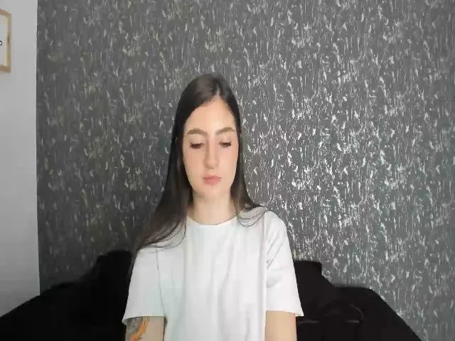 Live sex webcam photo for camile_ #254937961