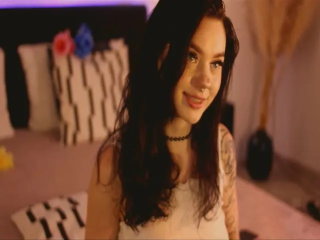 Live sex webcam photo for SophiaKaylen #255137978