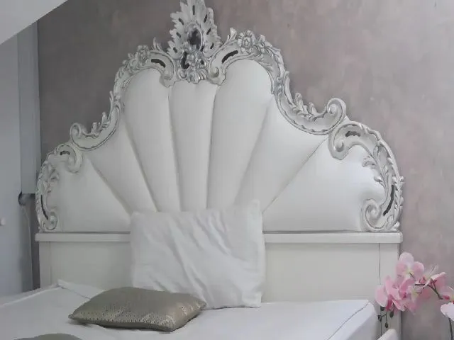 Live sex webcam photo for SoffyyHot #262848007