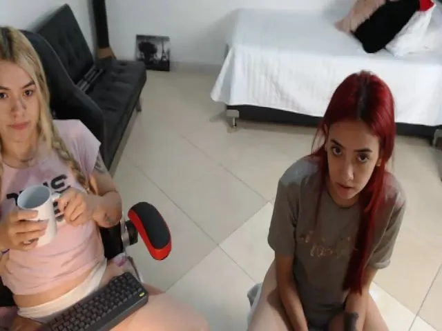 Live sex webcam photo for Thaunhty #264121415