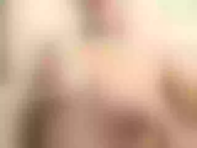 Live sex webcam photo for LouiseJenkin #256011987