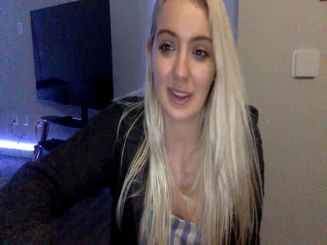 Live sex webcam photo for Sammy_gray #253357352