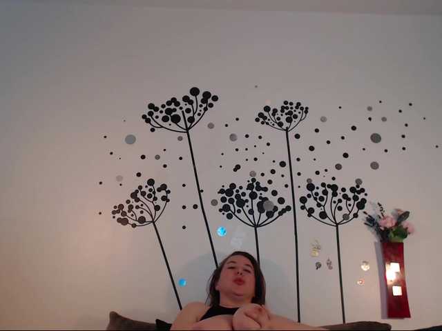 Live sex webcam photo for titanic-tits #241369879