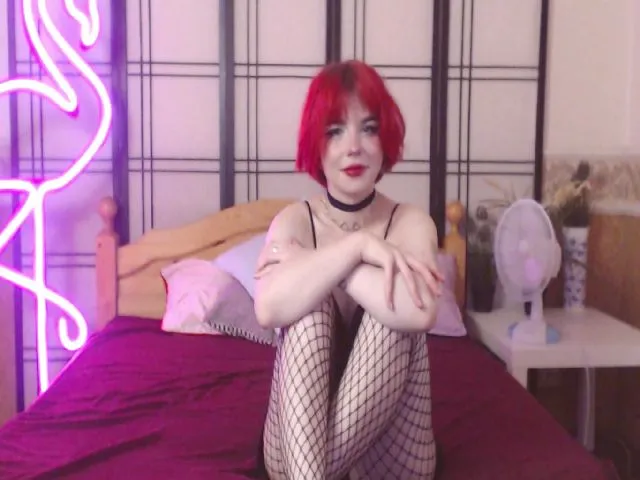 Live sex webcam photo for MinaSanna #259874675