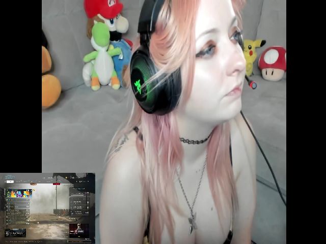 Live sex webcam photo for PrincessBluu #255748774