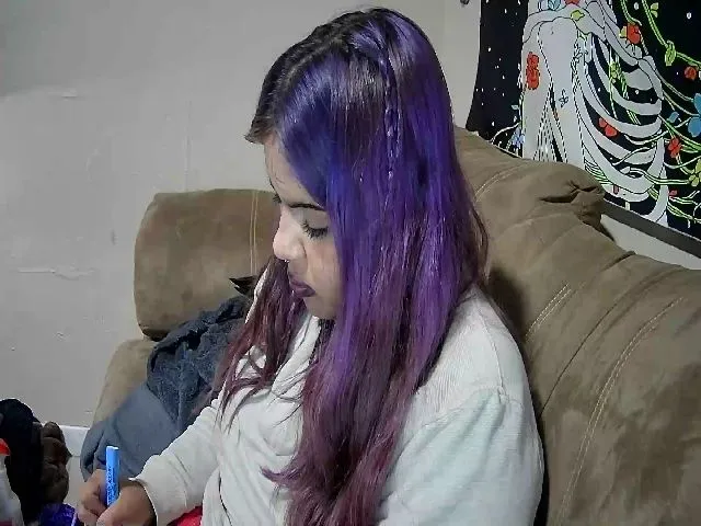 Live sex webcam photo for Lilmisspurp #255553020