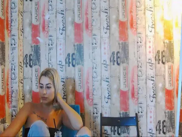 Live sex webcam photo for RubbyKalifha #264842551