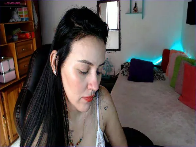 Live sex webcam photo for Lisa_Gerrard_ #256912044